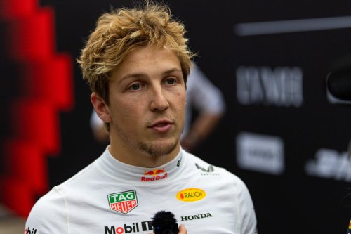 Scoreless F1 driver told he’s ‘at the end’ of his career, even Liam Lawson is ahead after Chinese Grand Prix