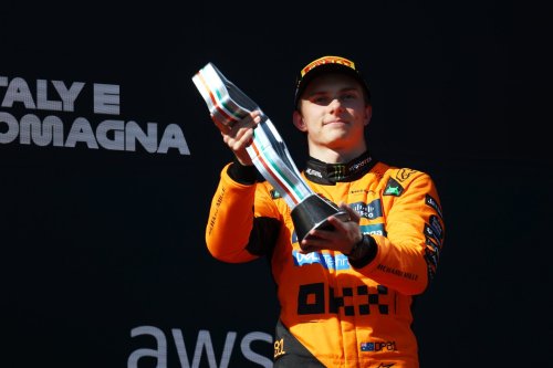 Oscar Piastri makes comment on Max Verstappen’s opening lap Imola overtake and laments McLaren’s ‘wrong calls’
