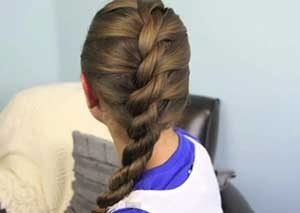 How To Do Hair In a Classic French Twist