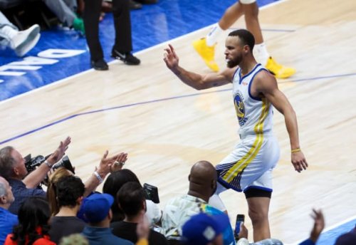Stephen Curry On The Vendor Who Tripped Him During The Game: "If You Order A Drink, Just Wait Until Halftime. I Don't Know Why They Needed To Deliver It Right Then. Thankfully I Was Alright."