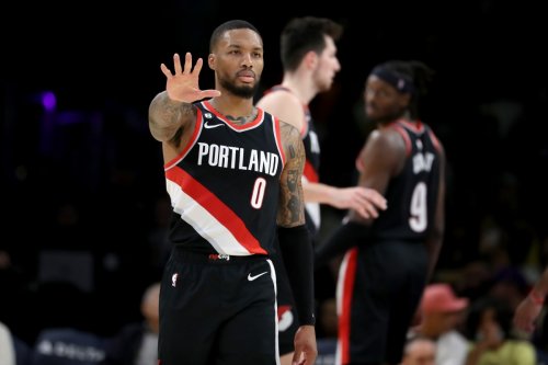 NBA Fans Are Confused After The Bizarre Update To Damian Lillard Trade Talks