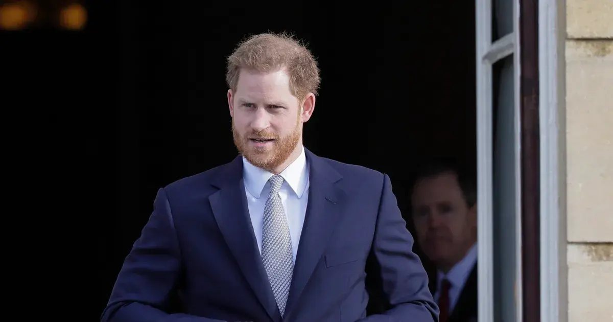 Prince Harry Shares Reminder To Check In On Friends Amid Stressful Time - Fame10