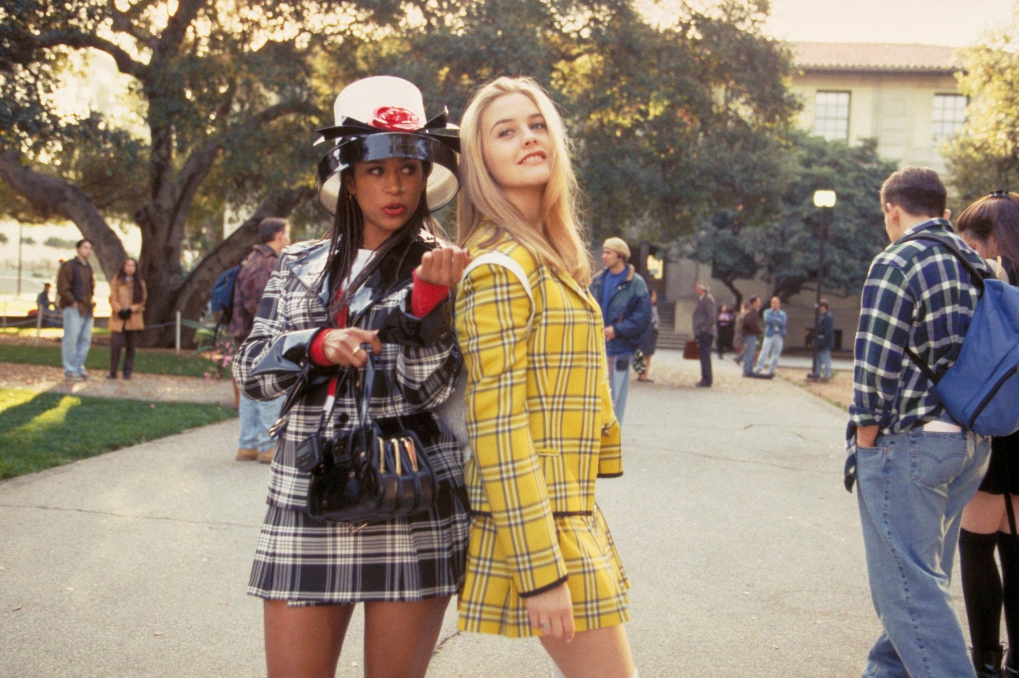 Unforgettable Throwback Films With The Best Style - Fame10