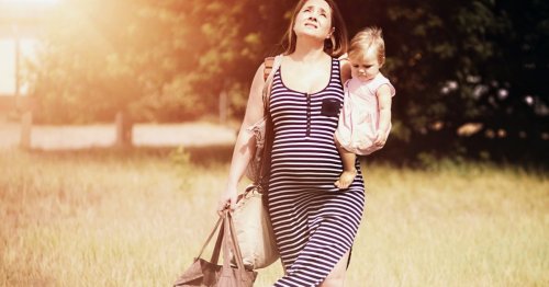 Schwer heben in der Schwangerschaft – harmlos oder gefährlich? | familie.de