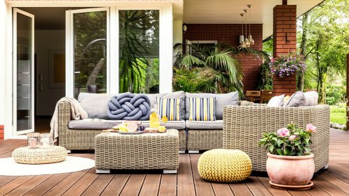 Diese 12 tollen Lounge-Sets von Amazon werten jeden Balkon und jede Terrasse auf