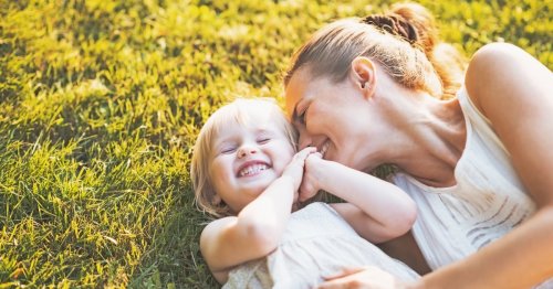 20 entzückende Babynamen mit der Bedeutung "Freude"