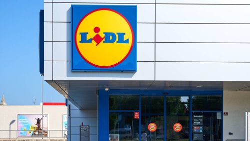 Deine Entspannungsroutine perfektionieren: Das beige Yogakissen von Lidl