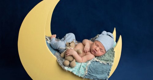 Diese 25 Namen für euer Baby bedeuten "Mond"