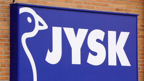 In diesem preiswerten Aufbewahrungsgefäß von Jysk finden Schmuck und Co. ihren Platz