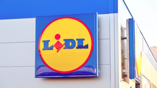 Diese praktische Insektenschutz-Schiebetür von Lidl sorgt für mückenfreie Sommernächte