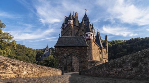 Nie zerstört: Diese kostbare Burg aus dem Mittelalter ist bis heute erhalten