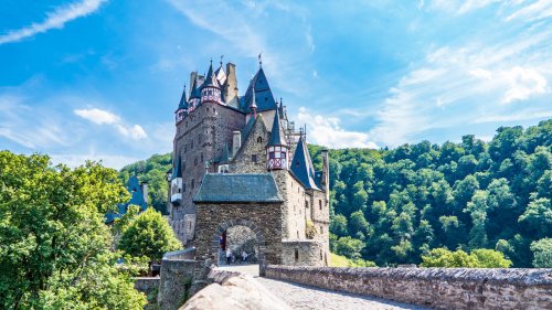 Beeindruckend: Dieses Land hält weltweit den Rekord mit den meisten Burgen
