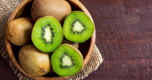 Kiwi und Stillen: Ist die pelzige Frucht unbedenklich?