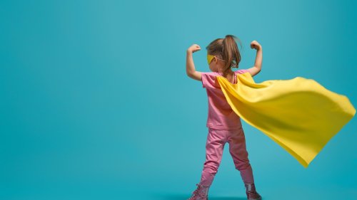 Mach dein Kind selbstbewusst: 15 Affirmationen für einen positiven Start in den Tag
