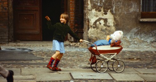 Dieser DDR-Puppenwagen ist Teil unserer Kindheit