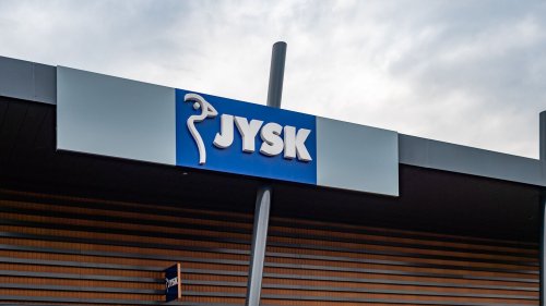 Hol dir den Trend ins Haus: Der Jysk-Teppich in Beige ist total angesagt