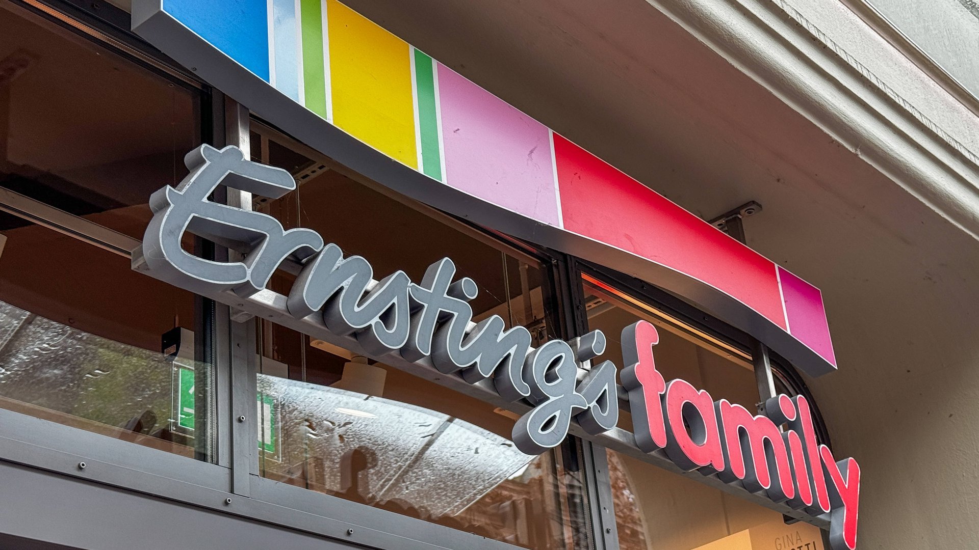 Spielspaß und Mittagsruhe: Die kindgerechte Bodenmatratze von Ernsting's family für dein Zuhause