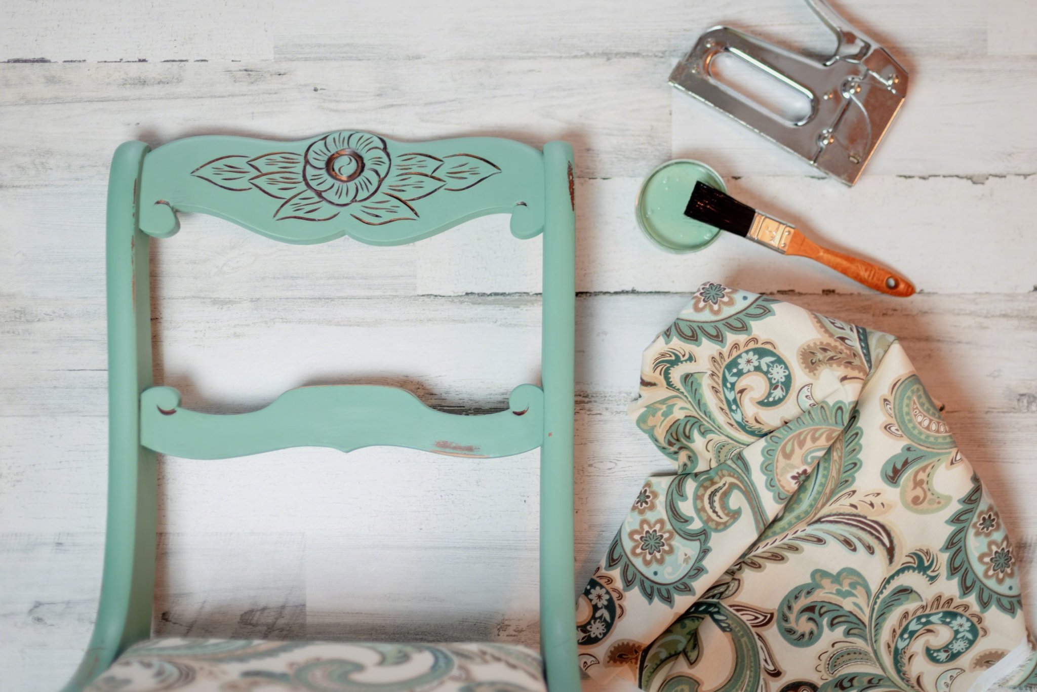 How to Use Chalk Paint