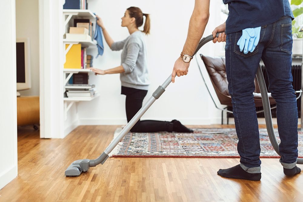 Should You Dust or Vacuum First?