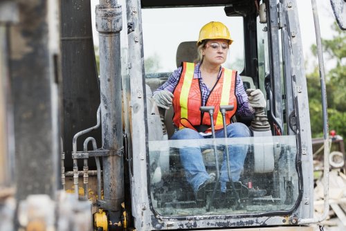 How the Construction Industry Can Fill 490,000 Open Jobs
