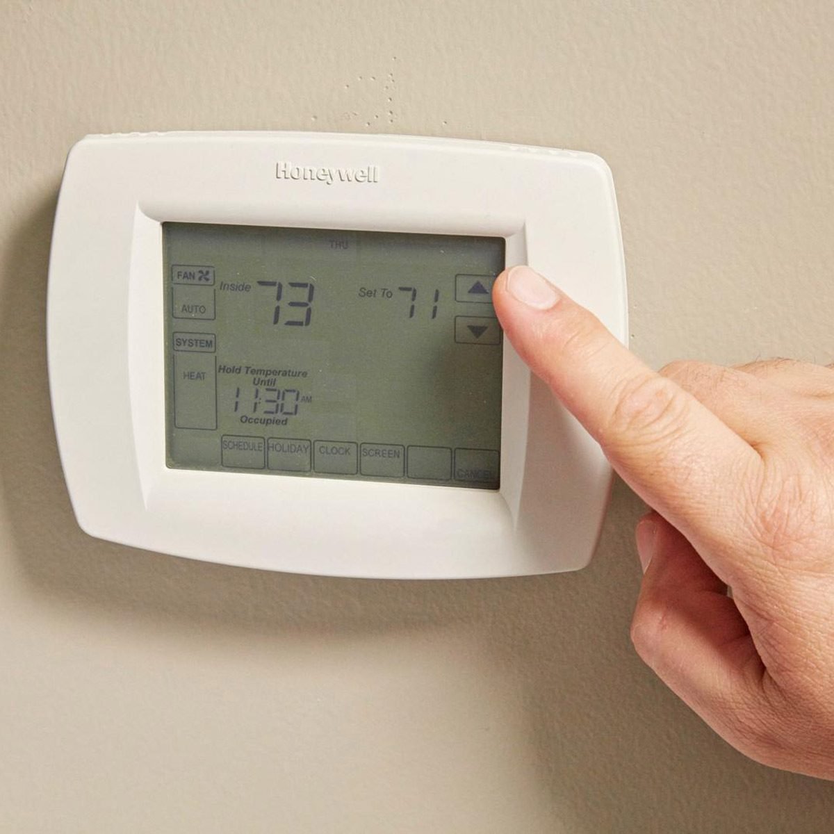 Does Adjusting Your Thermostat Really Save You Money?