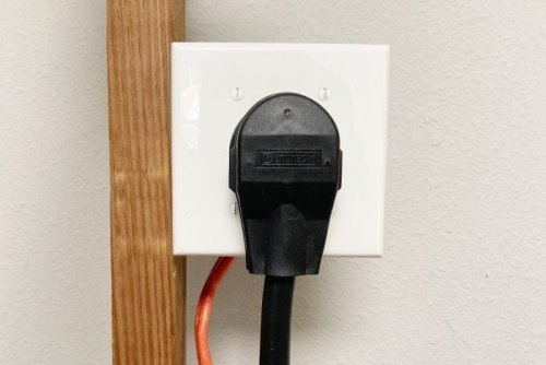How To Wire a 220V Outlet for Appliances