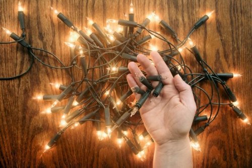 Don’t Throw Out a Single Strand This Season With This Christmas Lights Repair Tool