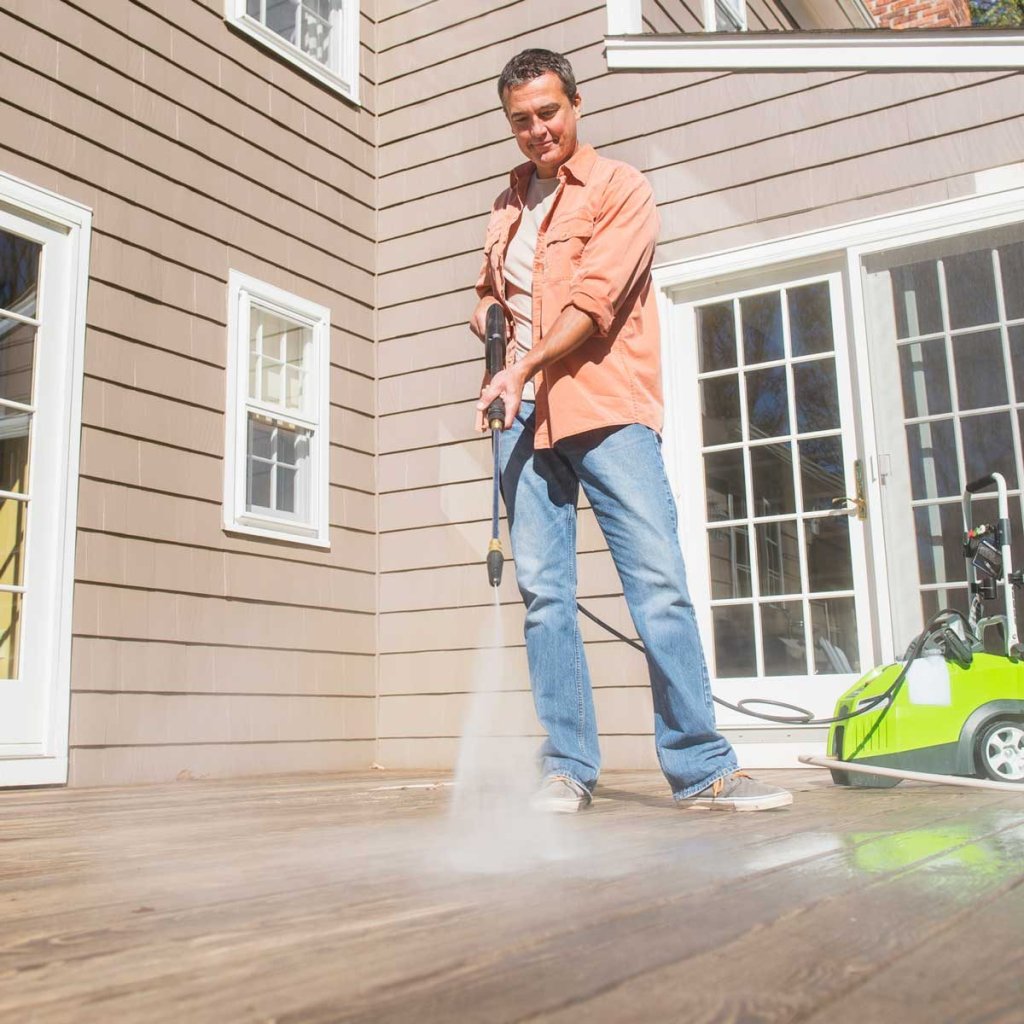 What to Know About Pressure Washers