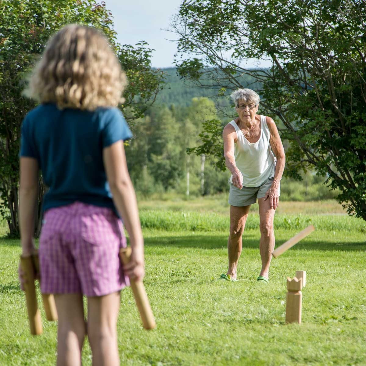 How to Get In On the Kubb Craze