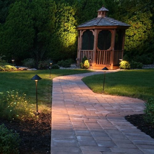 Homeowner's Guide To Path Lighting
