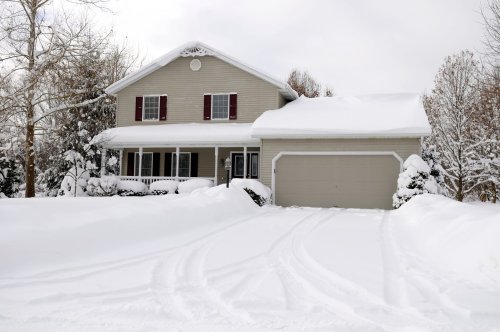 Can You Remove Snow From the Driveway Without a Shovel?