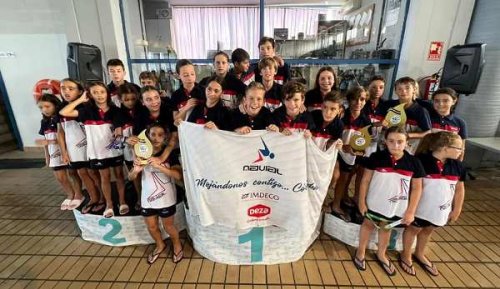 El Navial triunfa en el campeonato andaluz de jóvenes nadadores y en el Trofeo FAN