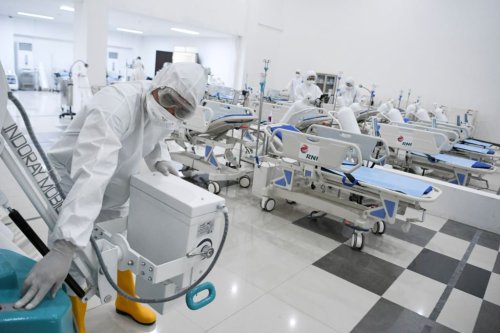 Coronavirus, Fca produrrà mascherine: “Oltre un milione al mese da donare agli operatori sanitari”