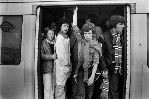 Captivating nostalgia photographs on the London Underground in the 1970s