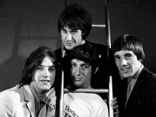 Ray Davies explains why The Kinks “weren’t in the same league” as The Who