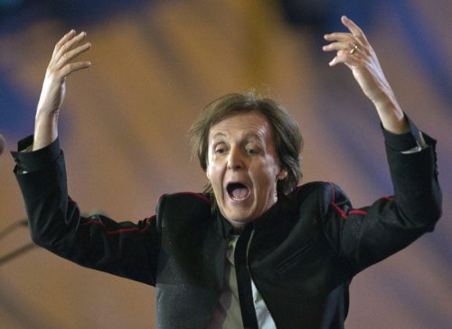 Glastonbury 2022: Watch Paul McCartney virtually duet with John Lennon