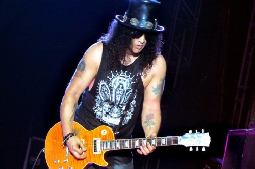 Slash selects the four greatest lead singers of all time