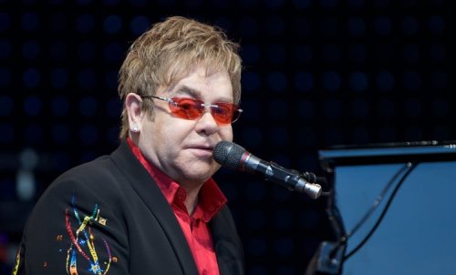 Elton John claims that Michael Jackson was a "disturbing person to be around"