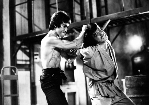 When Bruce Lee needed to apologise to Jackie Chan on set: “My face was all swollen”