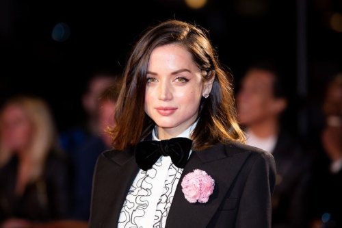 Fans file a lawsuit against Universal Studios for cutting Ana de Armas from 'Yesterday'