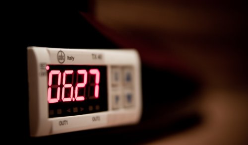 10 Tricks To Make Yourself Wake Up Earlier