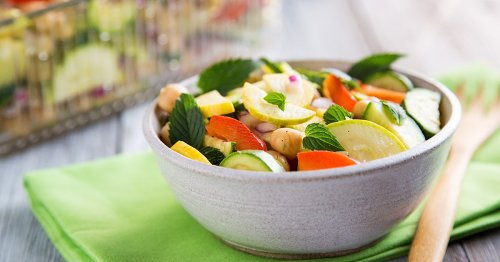 Marinated Raw Zucchini and Chickpea Salad Recipe