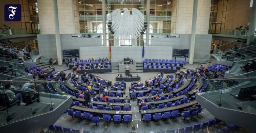 Bundeswehr: Bundestag verlängert Mali-Einsätze