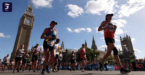Auf der Strecke kollabiert: Läufer stirbt bei London-Marathon