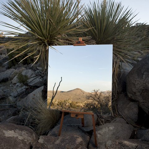 Photographer Daniel Kukla Uses Mirrors to Capture an Endless Desert Horizon