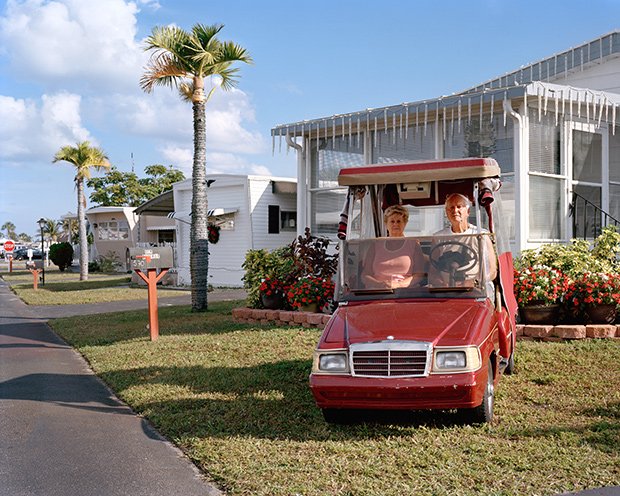 Photos of a Florida Trailer Park Home to Retired Couples From Quebec