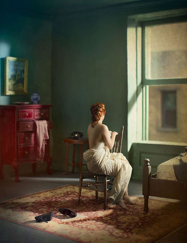 “Hopper Meditations”: Photos of Intimate Bedroom Scenes Inspired by the Great American Painter