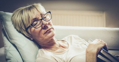 Alzheimer : faire souvent la sieste, ce n’est pas anodin…