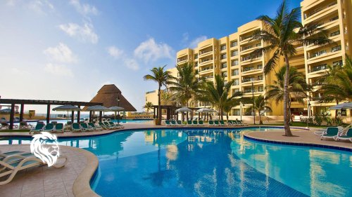 Enjoy Mexico at its Finest at Royal Sands Cancun