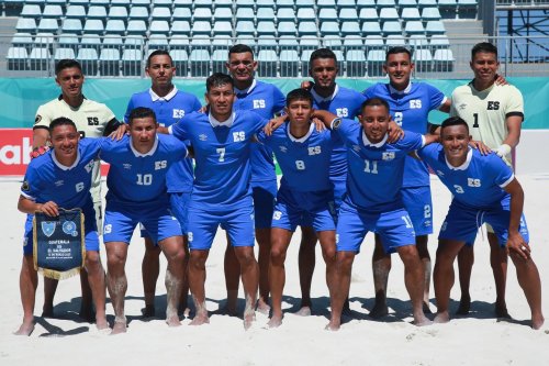 El Salvador edge USA in sudden-death shootout to qualify